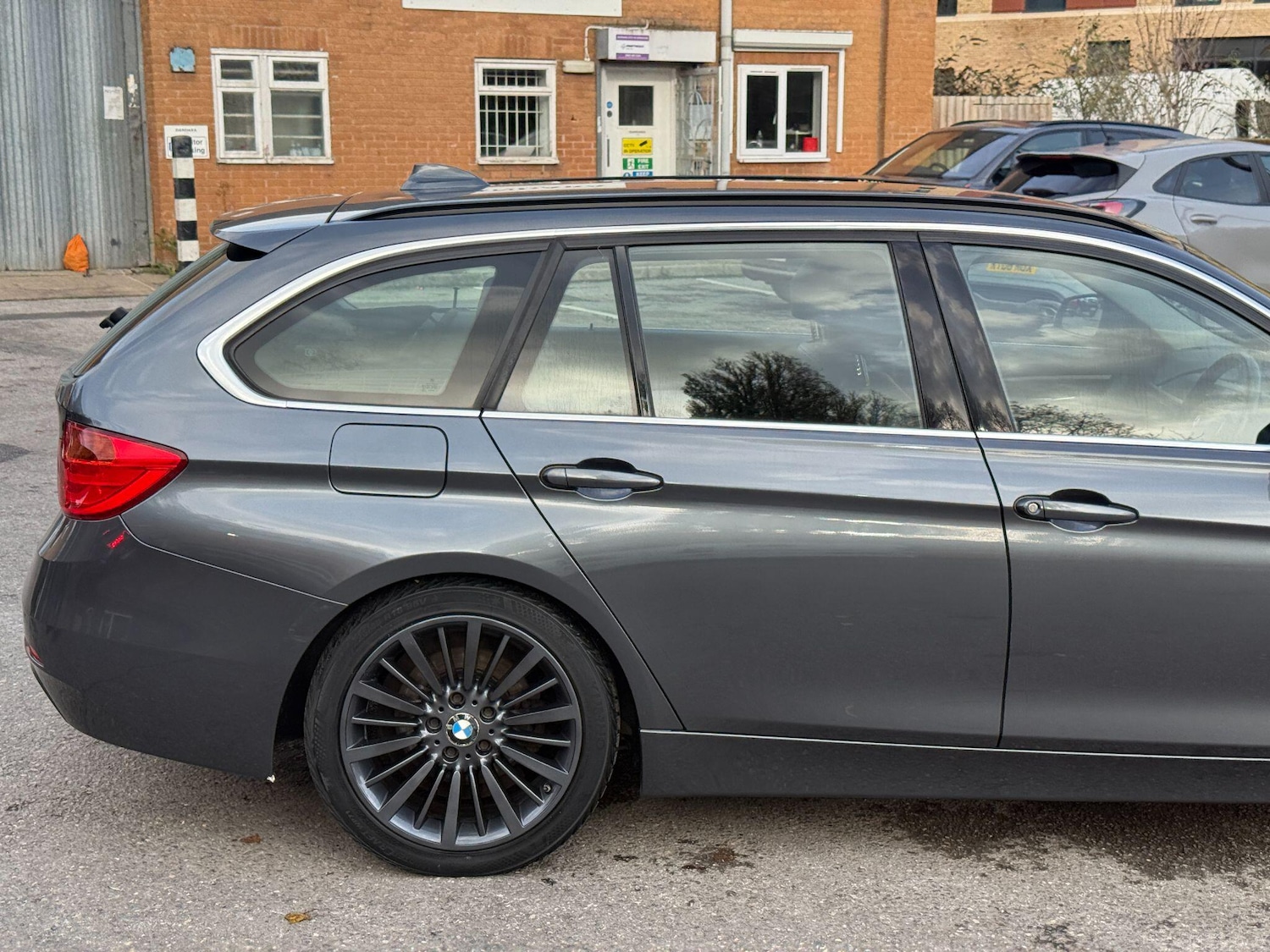 Used BMW 3 Series 2014 for sale - 76361236: Photo 68
