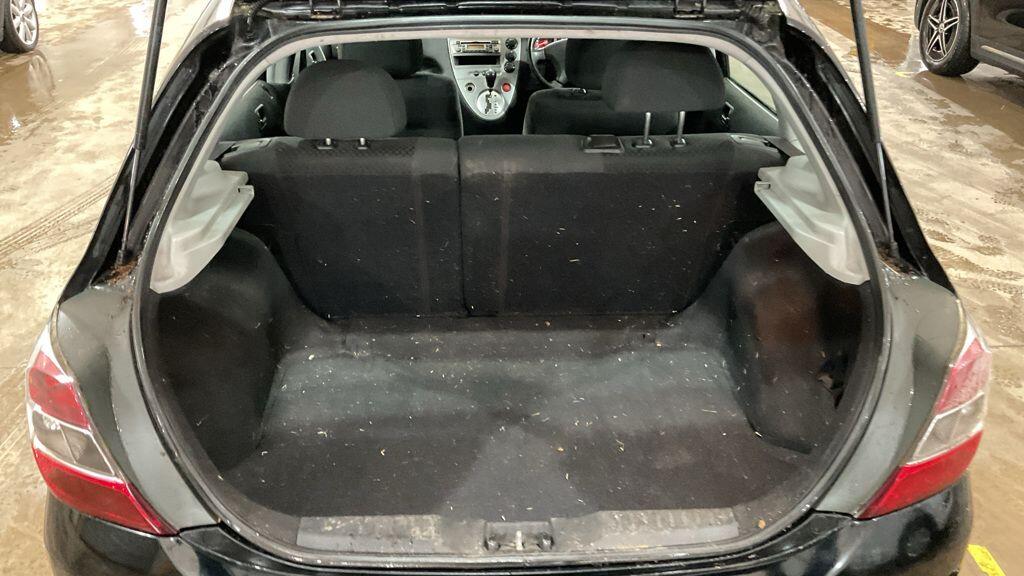 Used Honda Civic 2005 for sale - 77376517: Photo 11