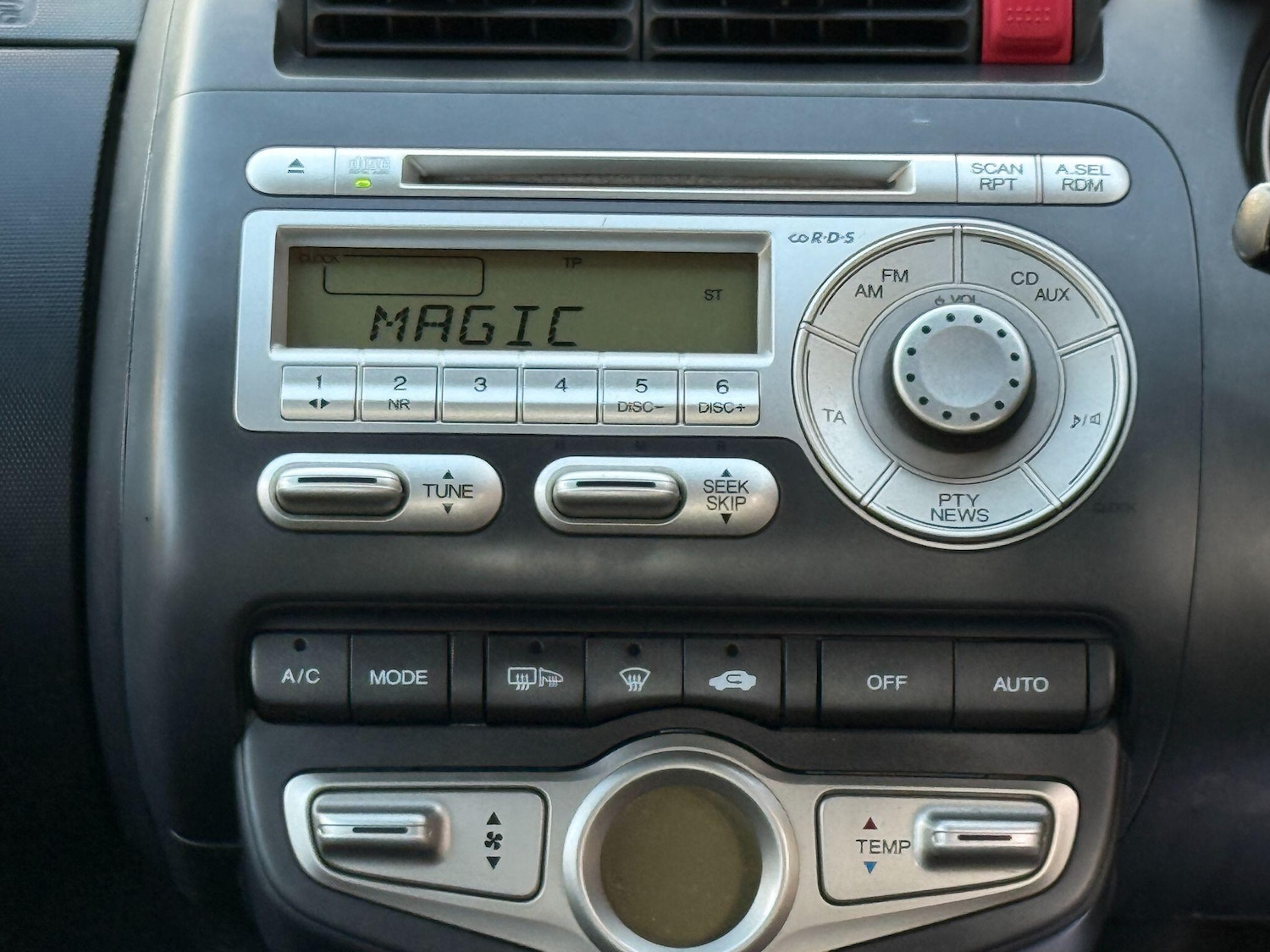 Used Honda Jazz 2005 for sale - 77131736: Photo 56