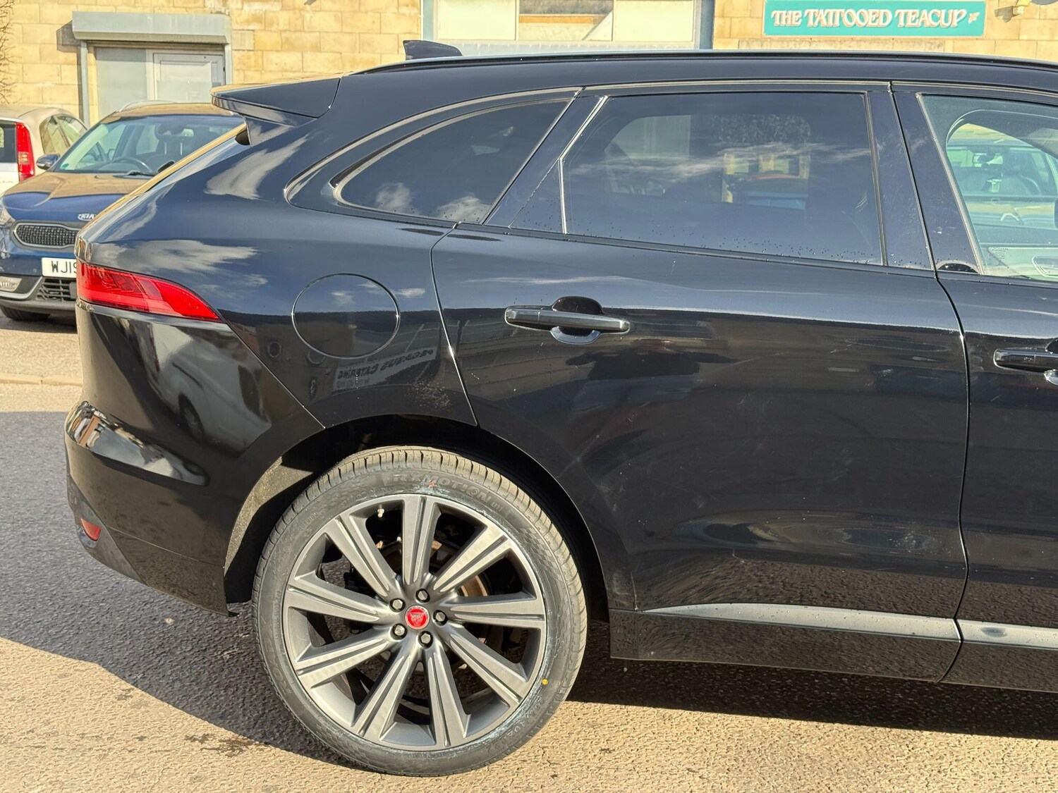 Used Jaguar F-Pace 2019 for sale - 77646690: Photo 43