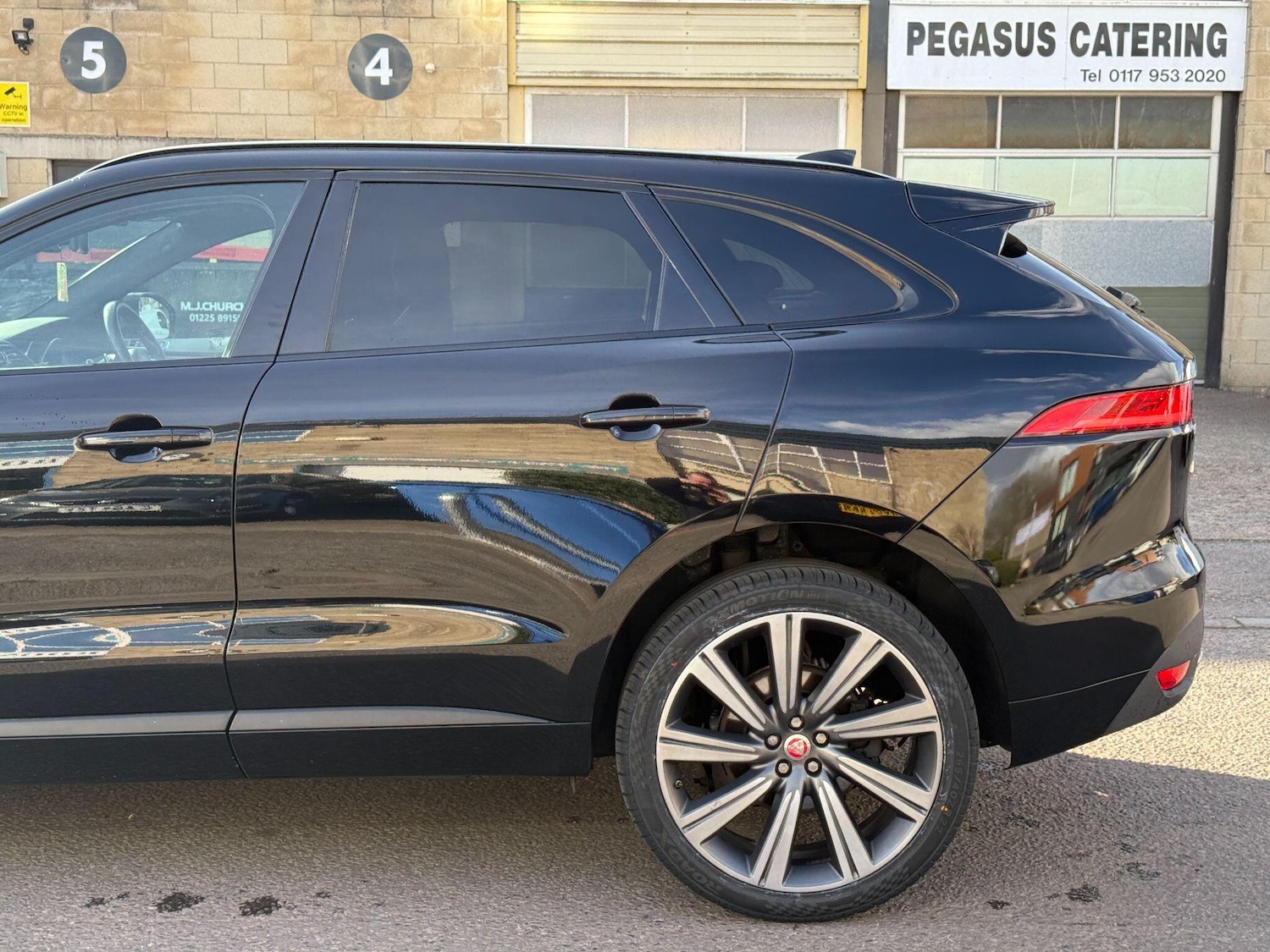 Used Jaguar F-Pace 2019 for sale - 77646690: Photo 48