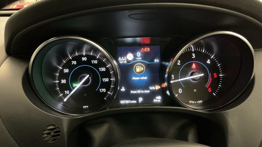 Used Jaguar F-Pace 2019 for sale - 77646690: Photo 9