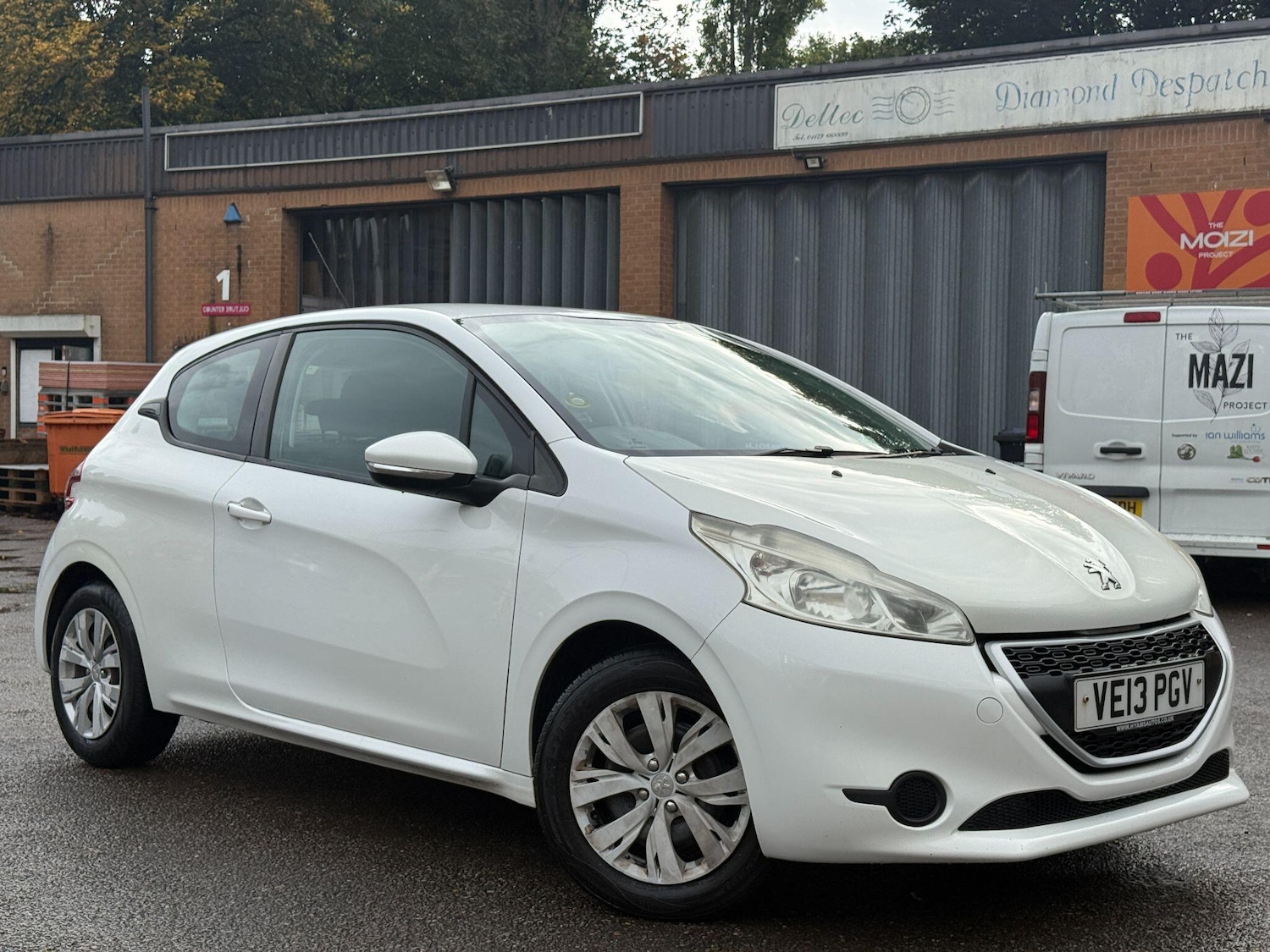 Used Peugeot 208 2013 for sale - 76166972: Photo 1