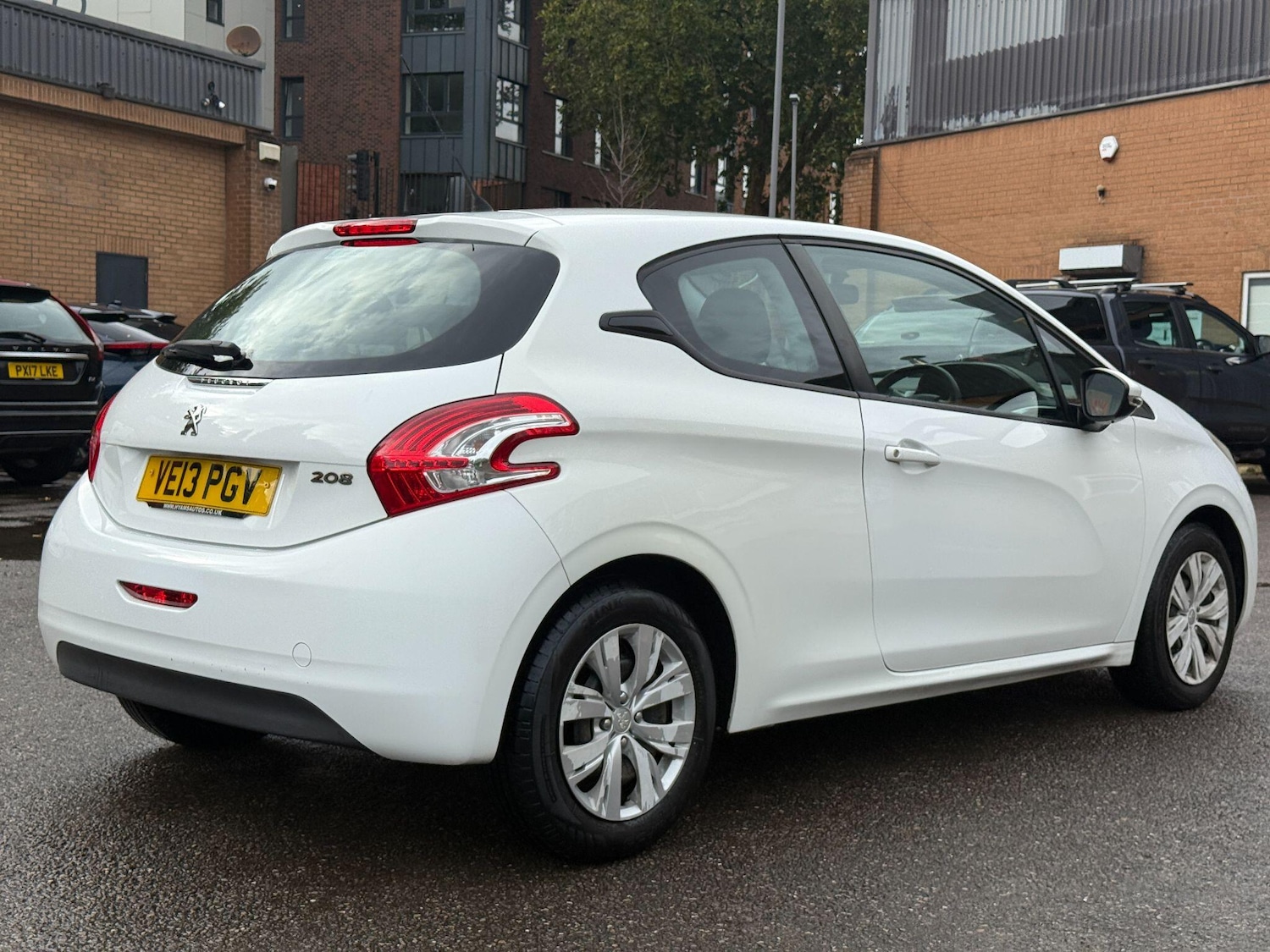 Used Peugeot 208 2013 for sale - 76166972: Photo 27