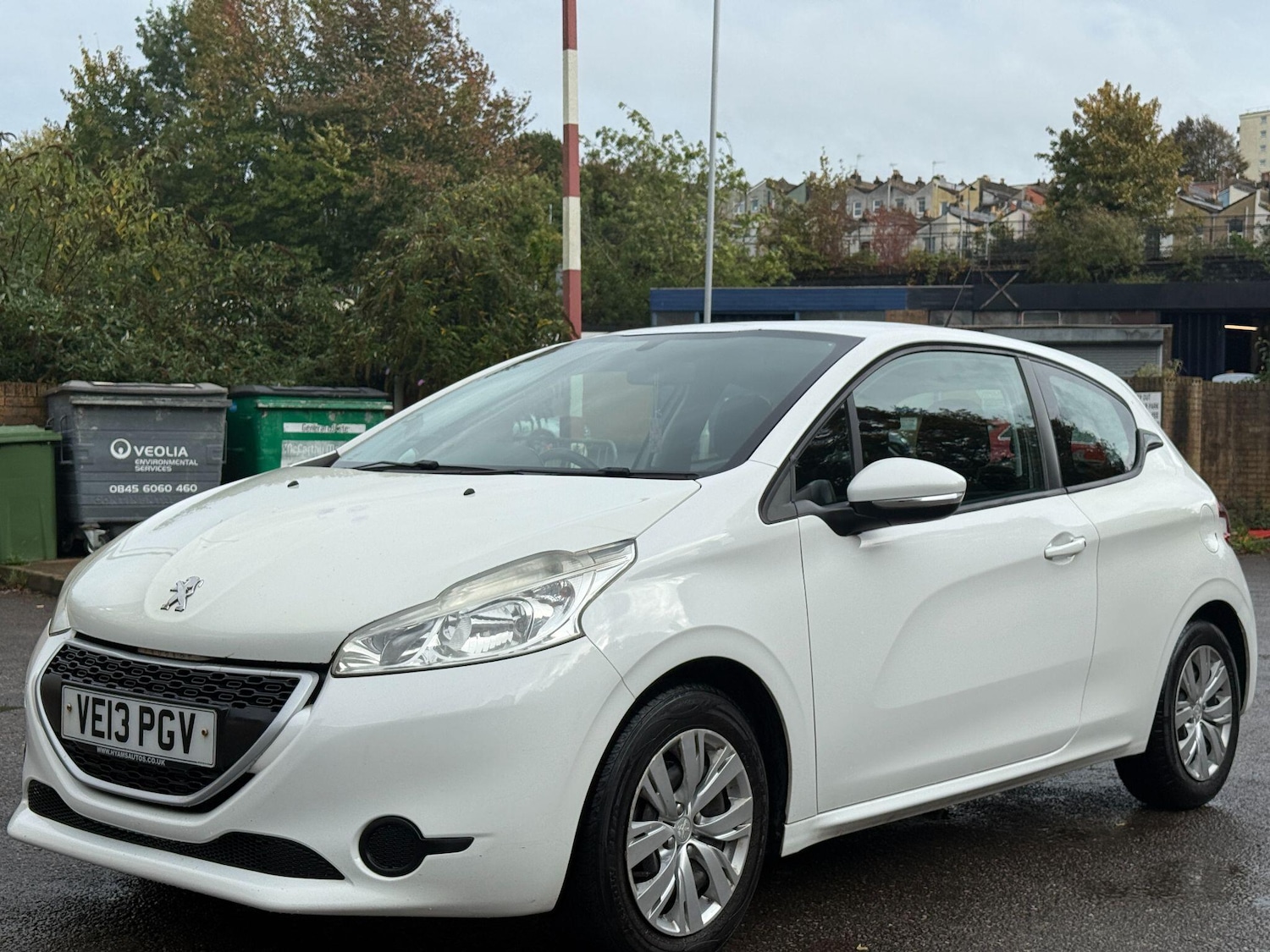 Used Peugeot 208 2013 for sale - 76166972: Photo 9
