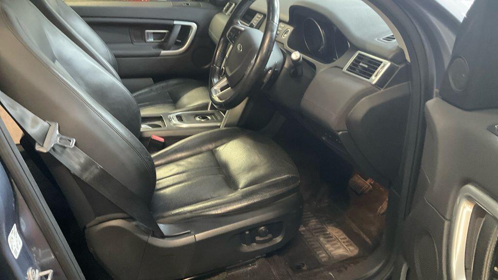 Used Land Rover Discovery Sport 2018 for sale - 76765132: Photo 4