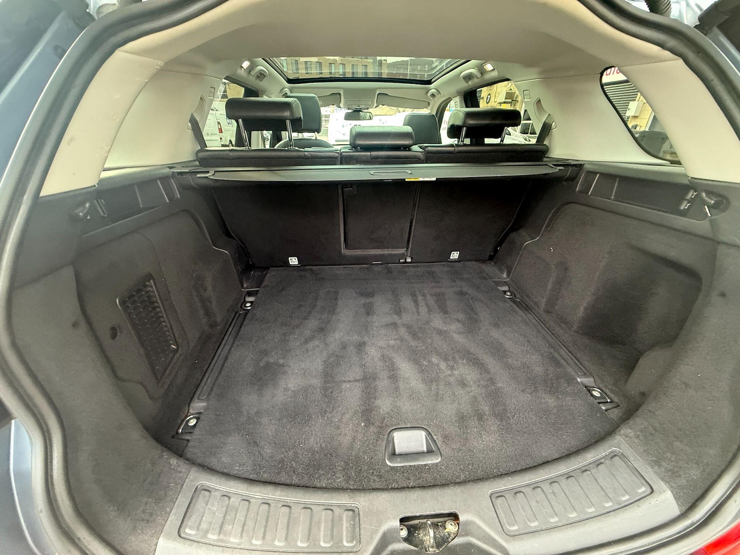 Used Land Rover Discovery Sport 2018 for sale - 76765132: Photo 50