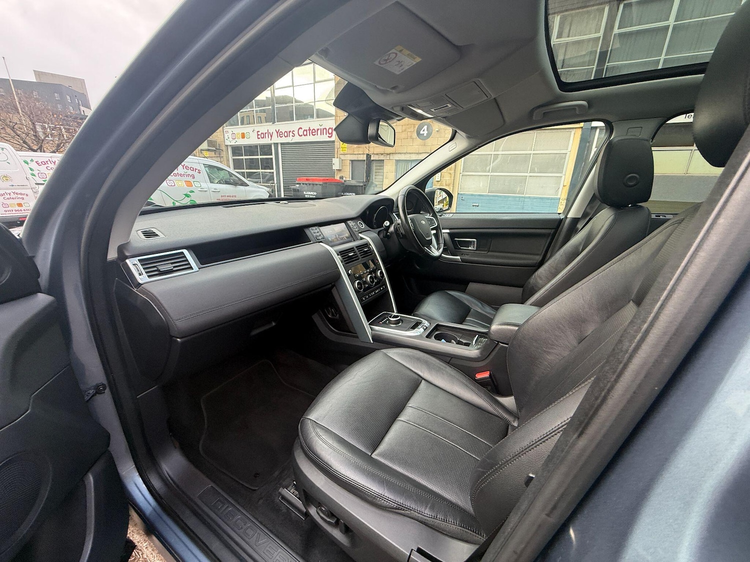 Used Land Rover Discovery Sport 2018 for sale - 76765132: Photo 54