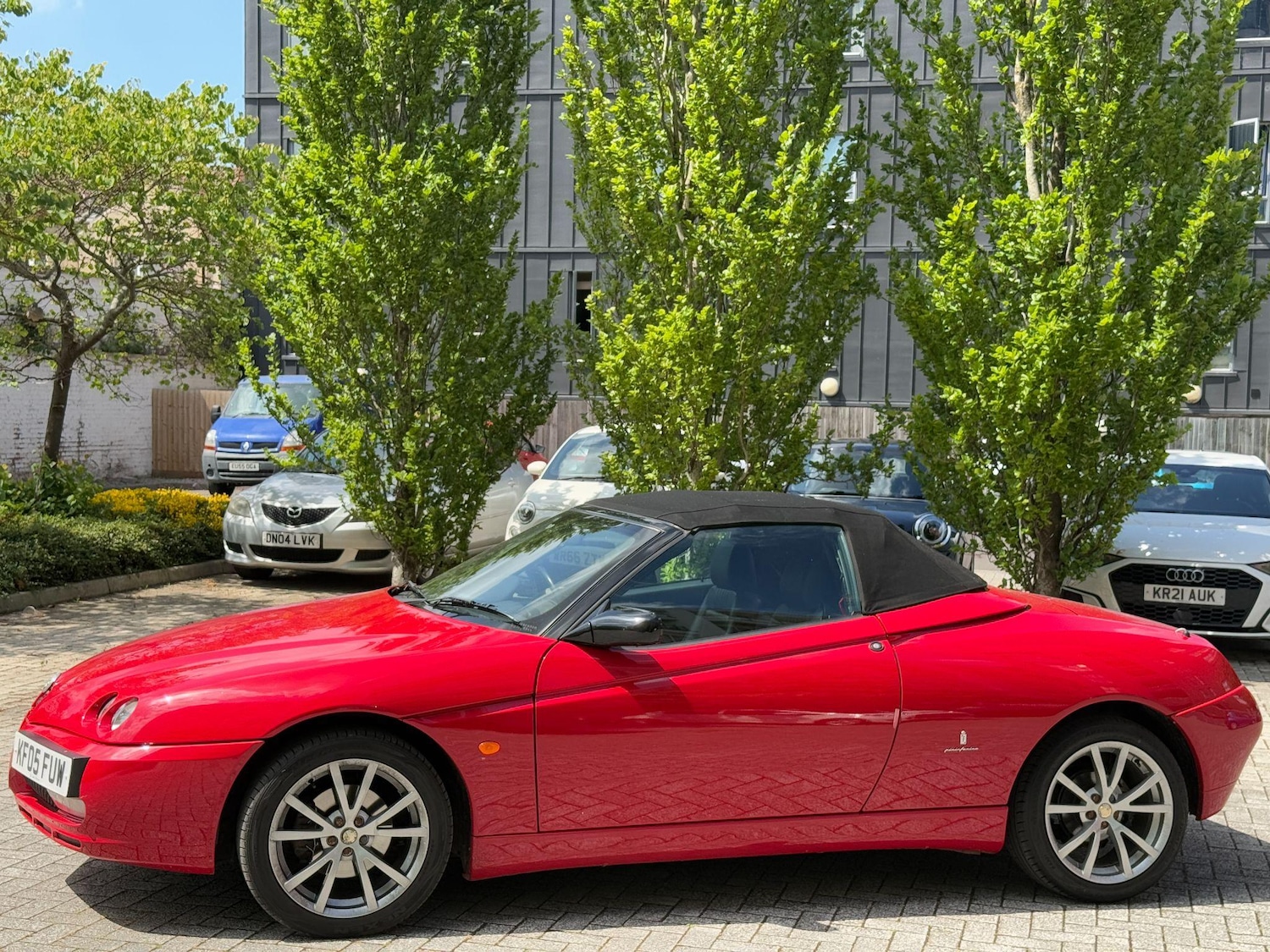 Used Alfa Romeo Spider 2005 for sale - 76152601: Photo 31