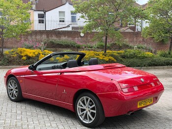 Used Alfa Romeo Spider 2004 for sale - 76152601: Photo