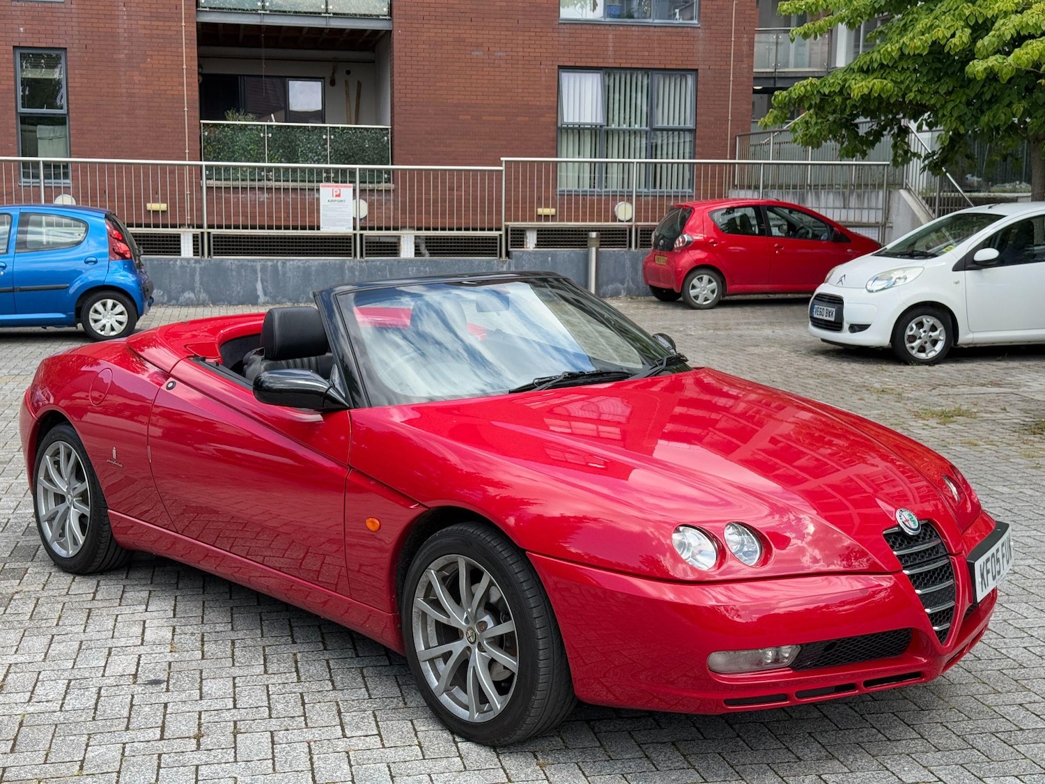 Used Alfa Romeo Spider 2005 for sale - 76152601: Photo 5