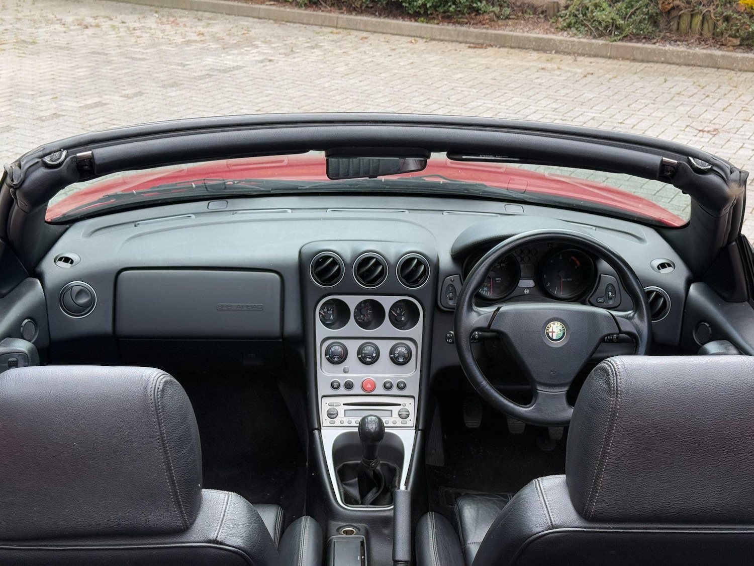 Used Alfa Romeo Spider 2005 for sale - 76152601: Photo 54