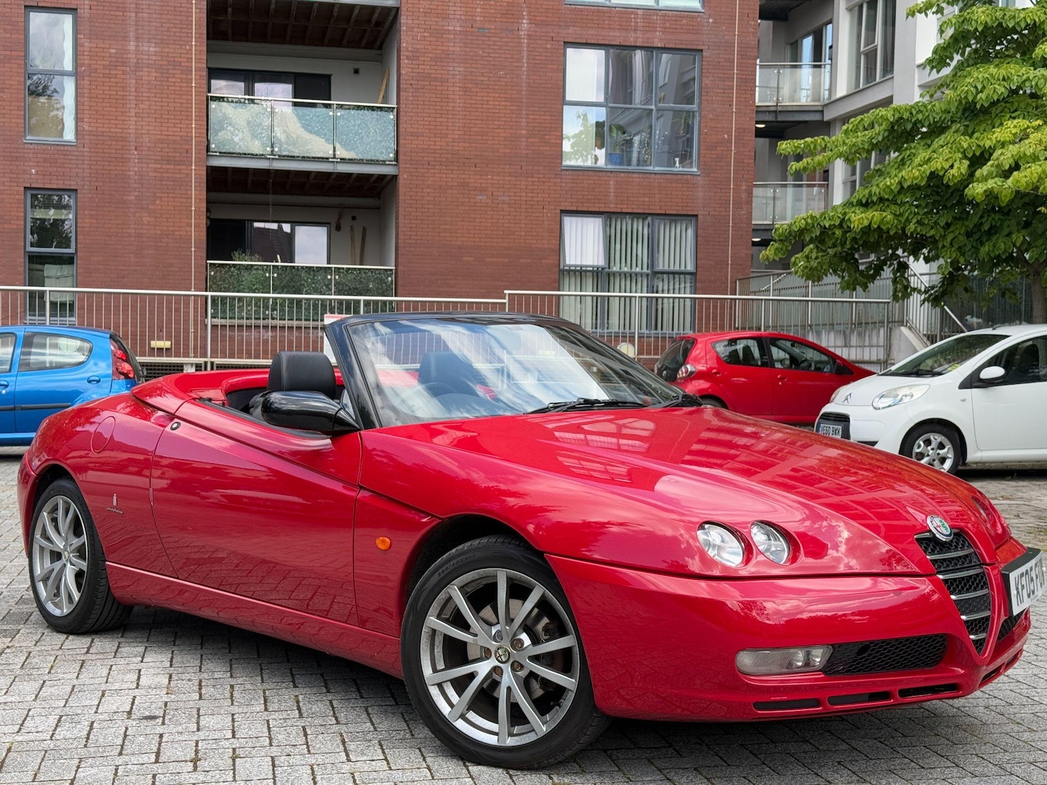 Used Alfa Romeo Spider 2005 for sale - 76152601: Photo 8