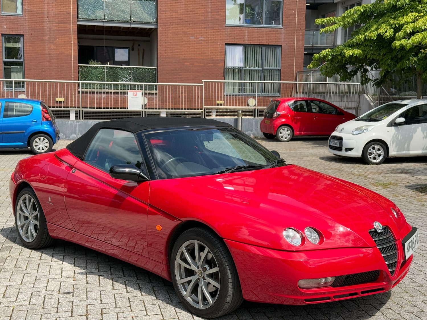 Used Alfa Romeo Spider 2005 for sale - 76152601: Photo 9
