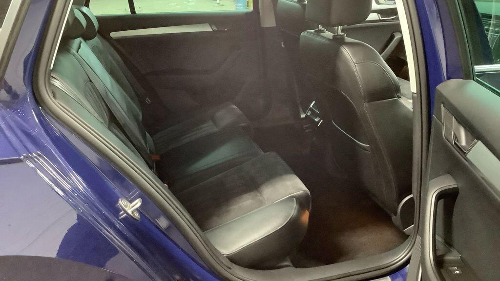 Used Skoda Superb 2017 for sale - 76743173: Photo 10