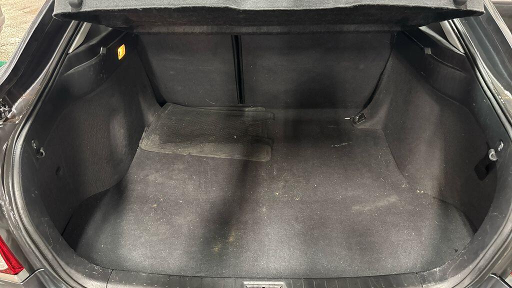 Used Toyota Avensis 2006 for sale - 76952935: Photo 11