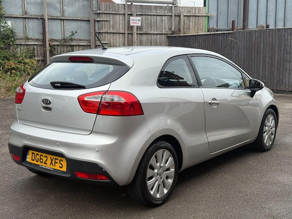 Used Kia Rio 2012 for sale - 76259360: Photo 29