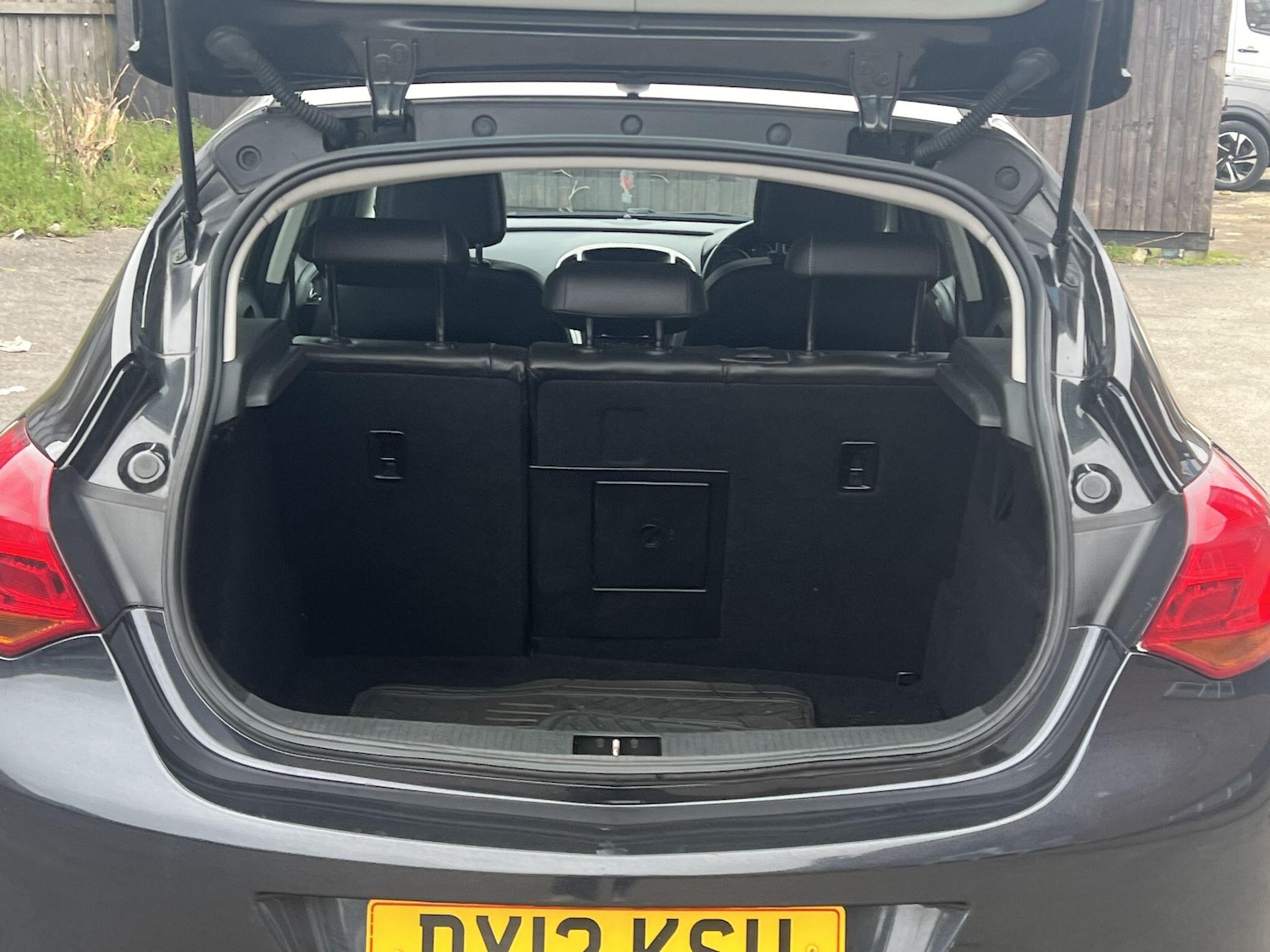 Used Vauxhall Astra for sale - 77784506: Photo 22