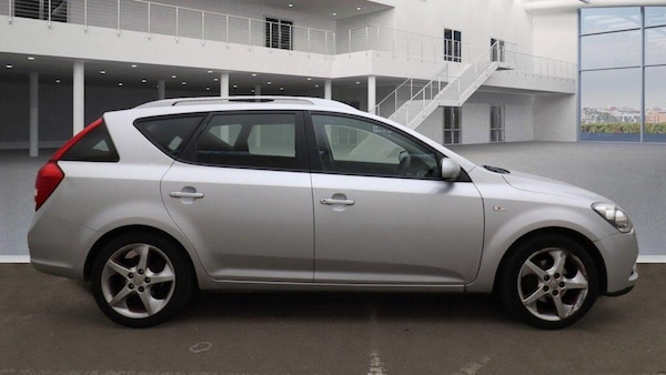 Used Kia Ceed 2010 for sale - 76239062: Photo 5