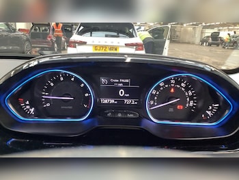 Used Peugeot 208 2013 for sale - 76633529: Photo