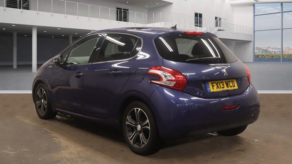 Used Peugeot 208 2013 for sale - 76633529: Photo 5