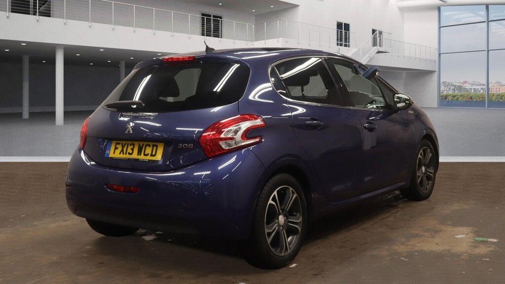 Used Peugeot 208 2013 for sale - 76633529: Photo 6