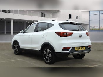 Used MG MG ZS 2018 for sale - 77524100: Photo