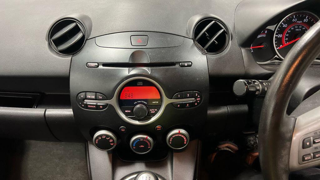 Used Mazda Mazda2 2010 for sale - 77029347: Photo 17