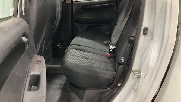 Used Isuzu D-Max 2021 for sale - 76179510: Photo 9
