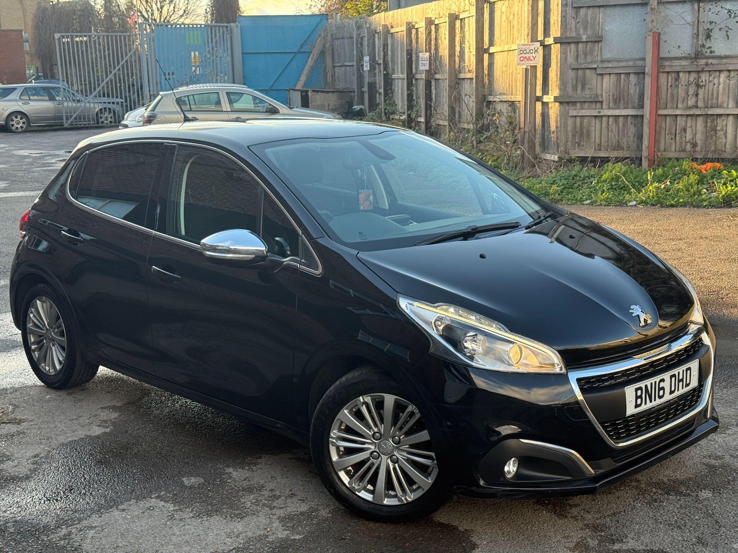 Used Peugeot 208 for sale - 76990479: Photo 10