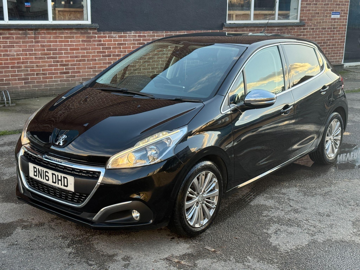 Used Peugeot 208 for sale - 76990479: Photo 15
