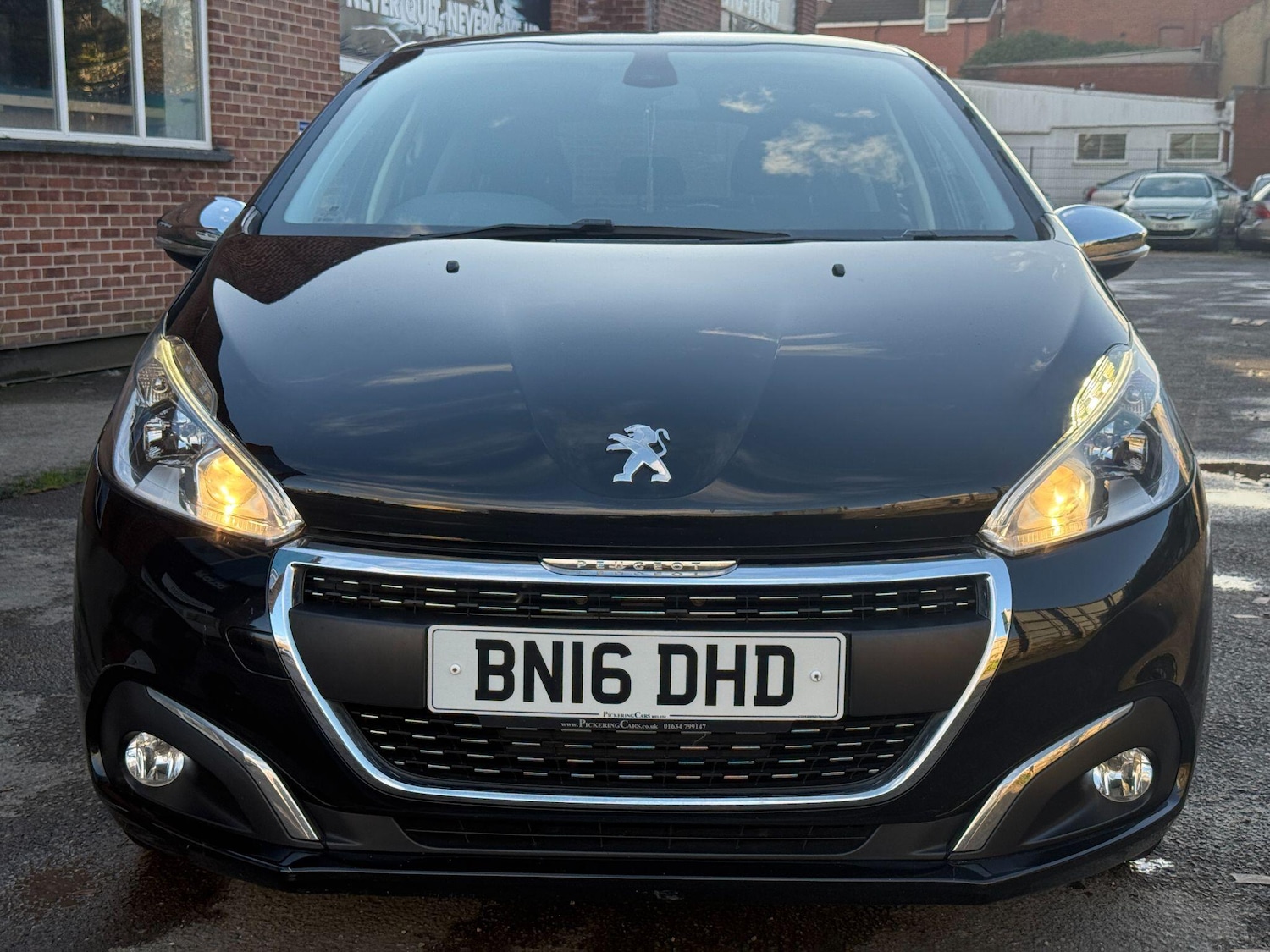 Used Peugeot 208 for sale - 76990479: Photo 2