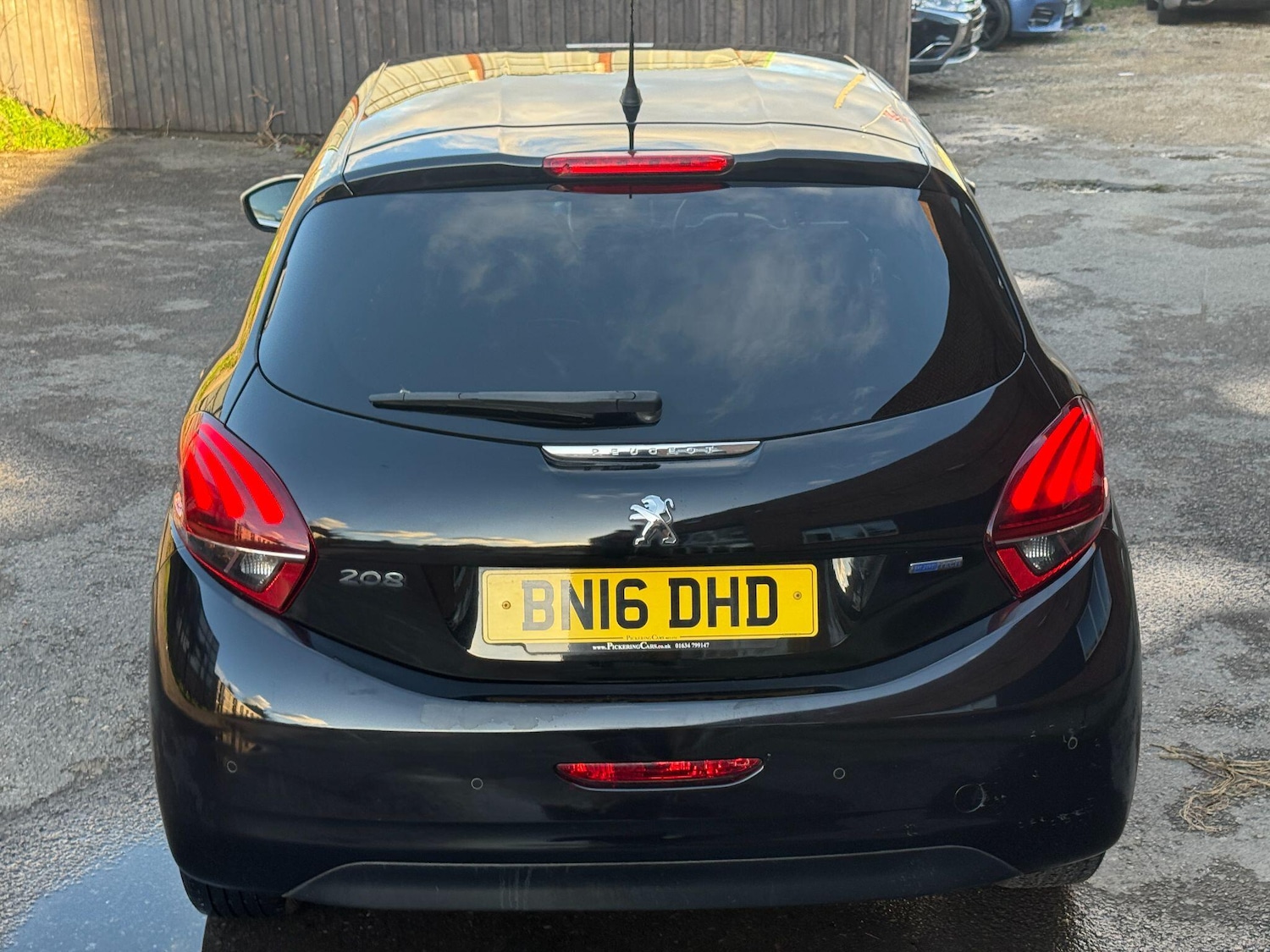 Used Peugeot 208 for sale - 76990479: Photo 30