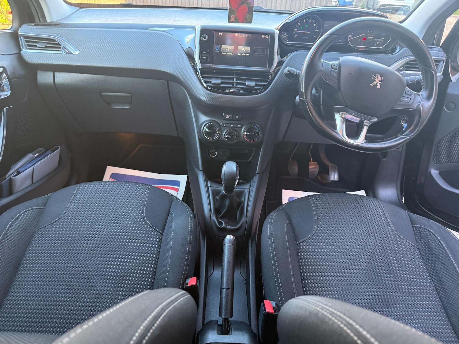 Used Peugeot 208 for sale - 76990479: Photo 40