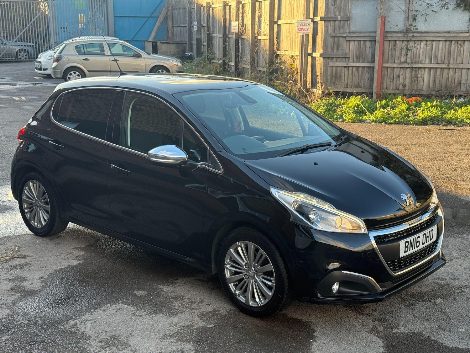 Used Peugeot 208 for sale - 76990479: Photo 7