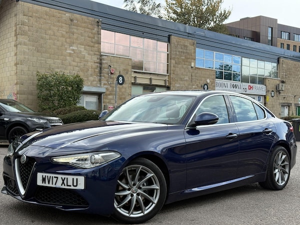 Used Alfa Romeo Giulia 2017 for sale - 76152673: Photo 11