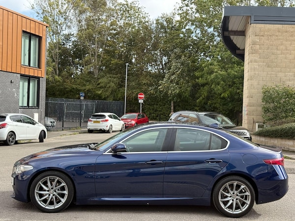 Used Alfa Romeo Giulia 2017 for sale - 76152673: Photo 15