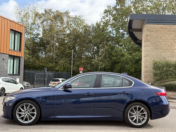 Used Alfa Romeo Giulia 2017 for sale - 76152673: Photo 16