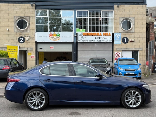Used Alfa Romeo Giulia 2017 for sale - 76152673: Photo 17