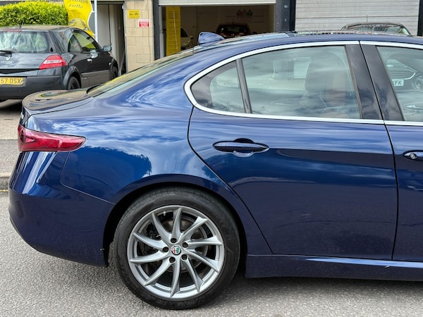 Used Alfa Romeo Giulia 2017 for sale - 76152673: Photo 37