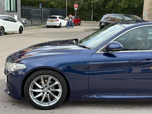 Used Alfa Romeo Giulia 2017 for sale - 76152673: Photo 53