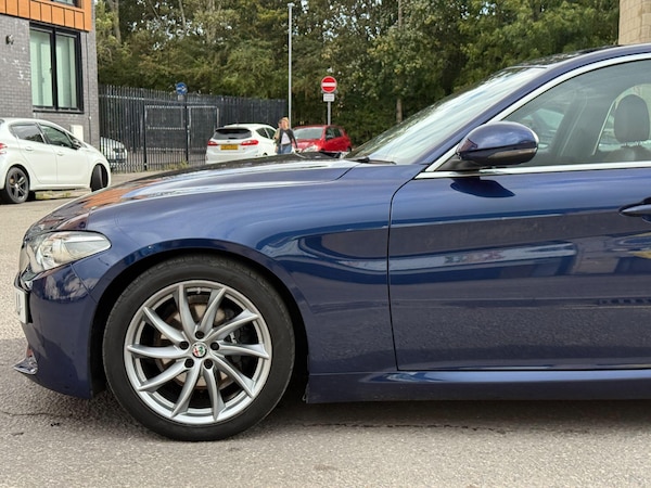 Used Alfa Romeo Giulia 2017 for sale - 76152673: Photo 54