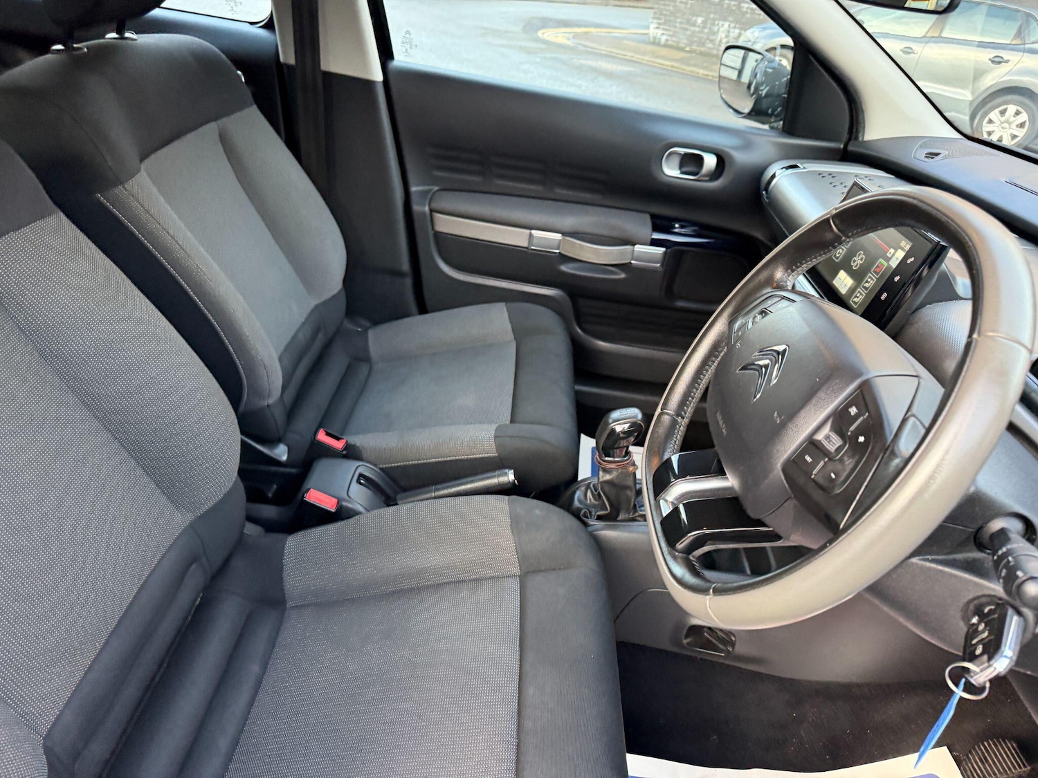 Used Citroen C4 Cactus 2015 for sale - 77029716: Photo 46