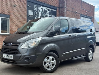 Used Ford Tourneo Custom 2017 for sale - 78492073: Photo