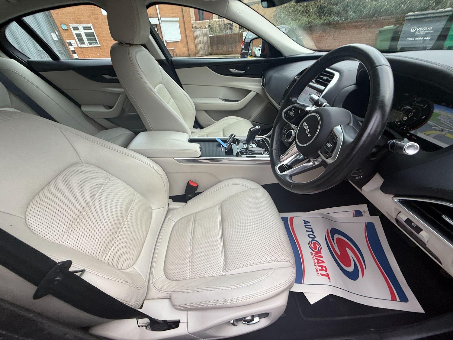 Used Jaguar XE 2020 for sale - 76389332: Photo 18