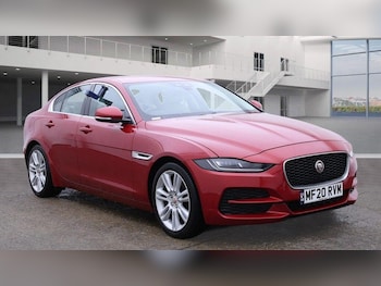 (20) - 2.0 D180 SE Auto Euro 6 (s/s) 4dr