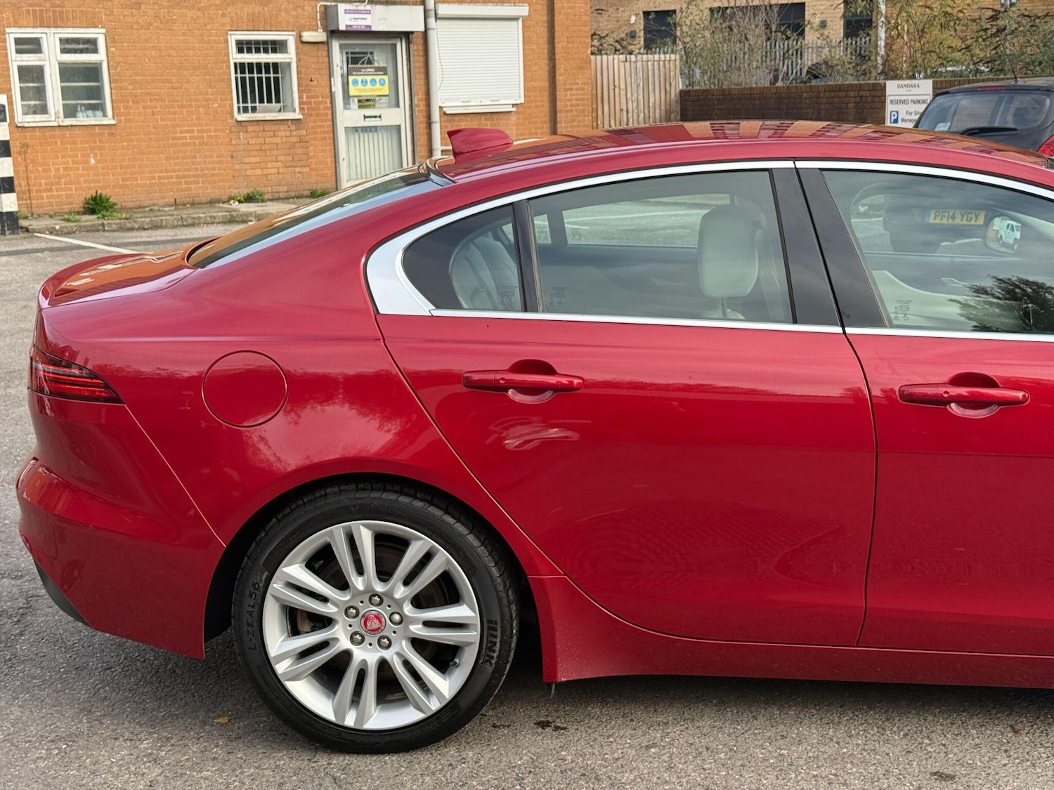 Used Jaguar XE 2020 for sale - 76389332: Photo 42