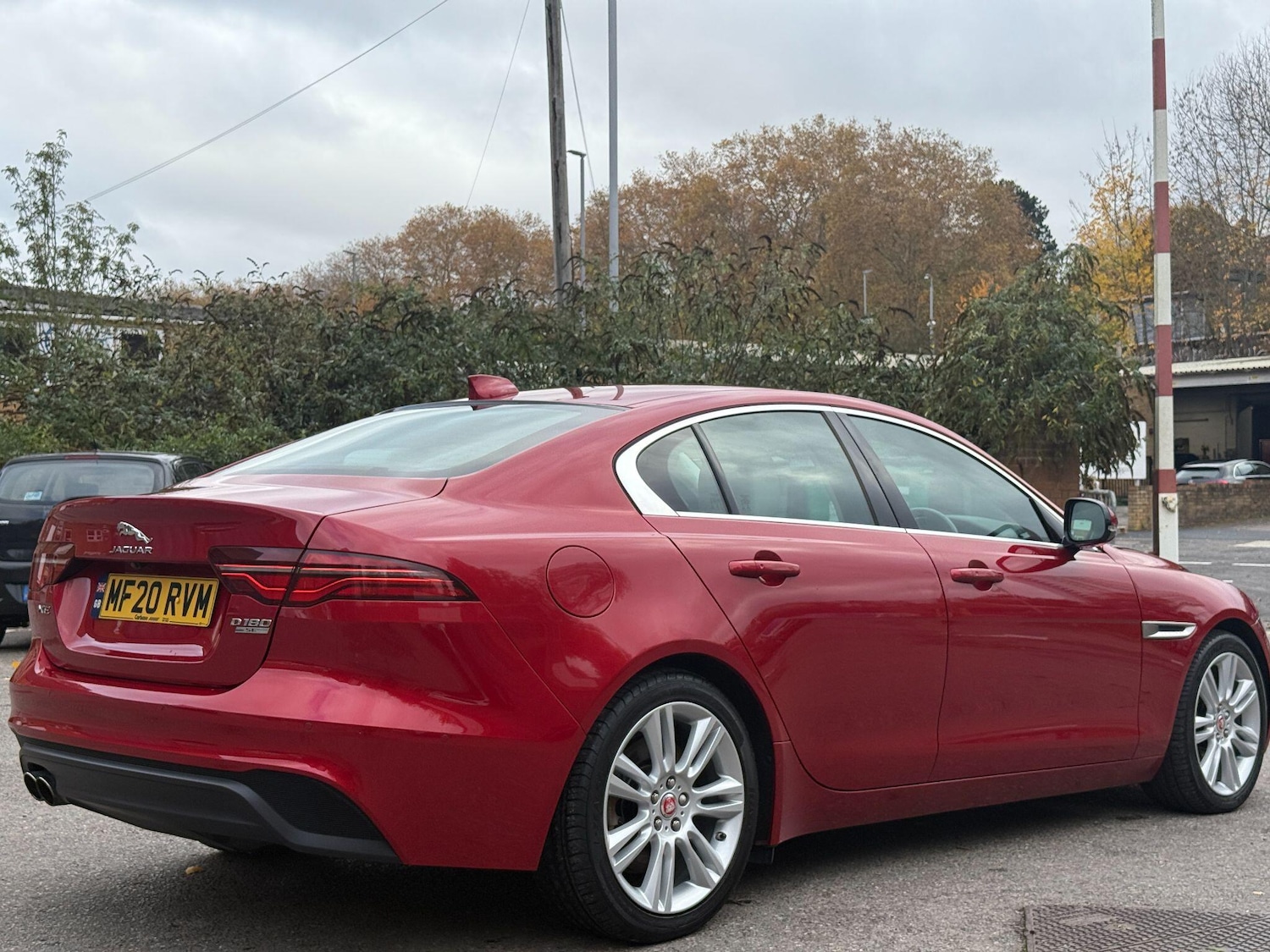 Used Jaguar XE 2020 for sale - 76389332: Photo 48