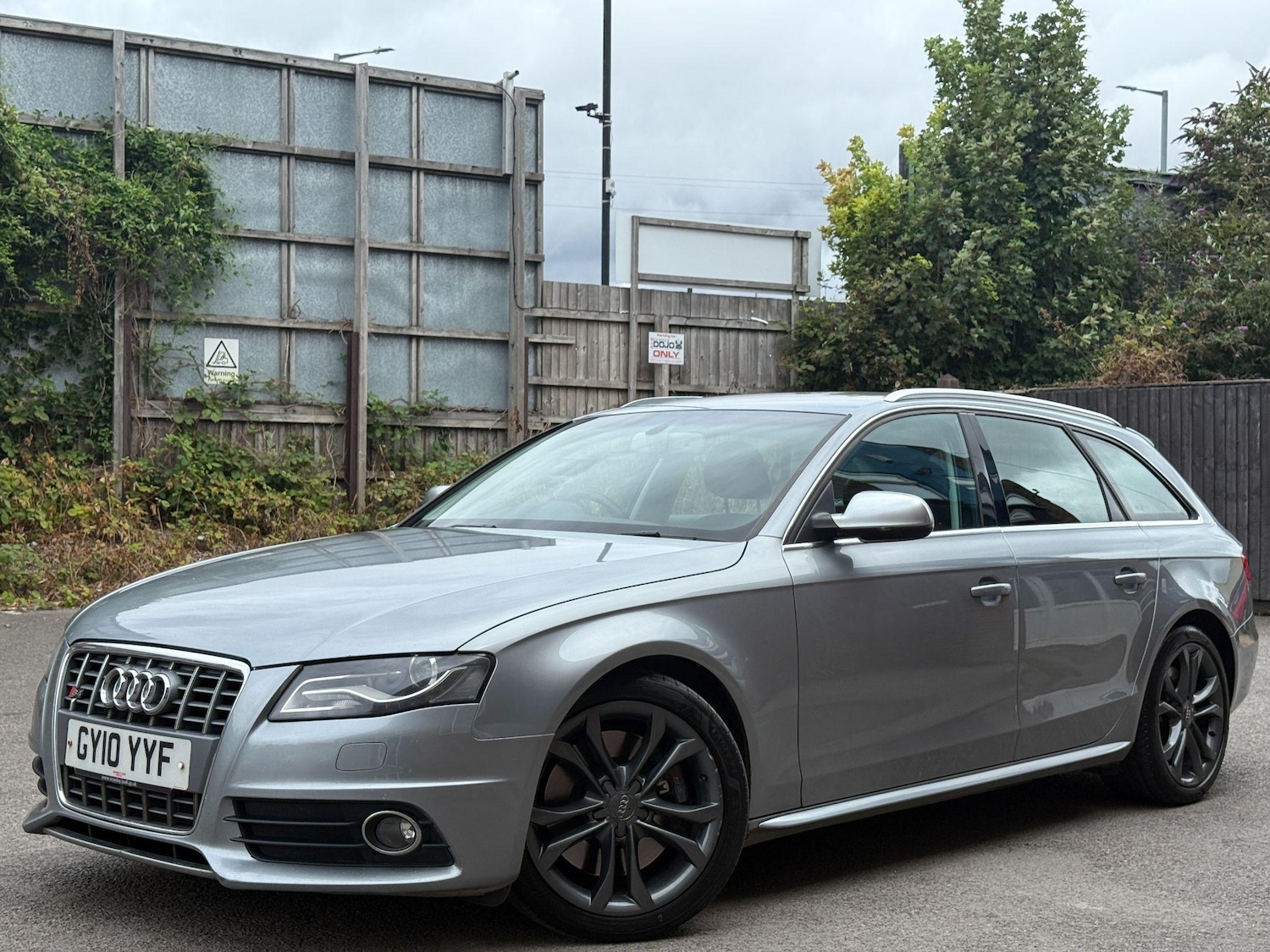 Used Audi S4 Avant 2010 for sale - 76151464: Photo 11