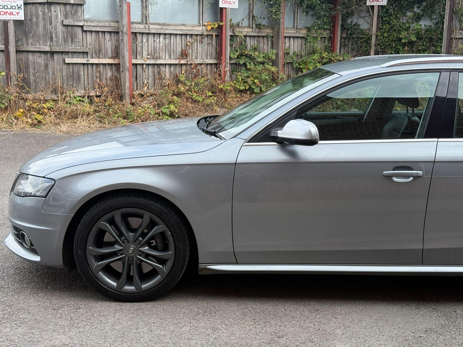 Used Audi S4 Avant 2010 for sale - 76151464: Photo 17